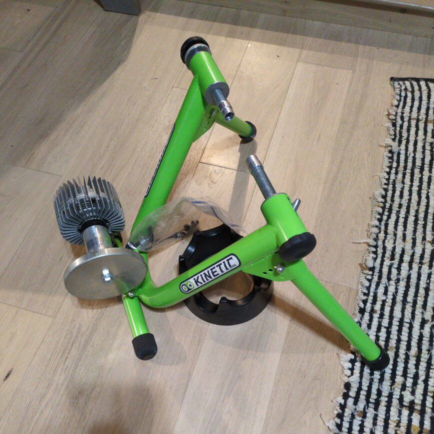 Kinetic indoor trainer