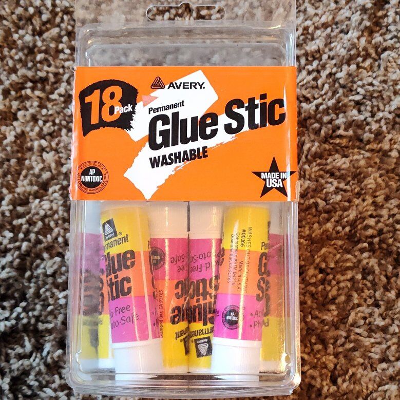 6x glue sticks - projects crafts kids