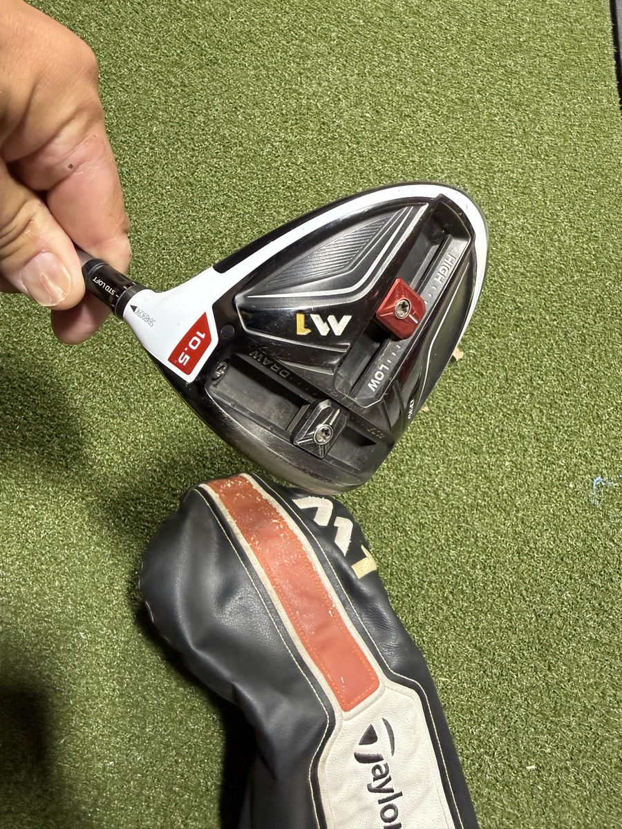 TaylorMade M1 Driver 10.5° stiff flex with Headcover