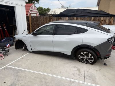 2023 Ford Mustang Mach-E Premium AWD Extended Range – Parts/Donor