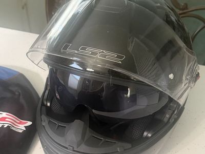 Ls2 helmet