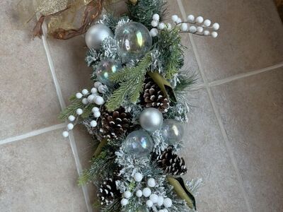 Fancy Christmas swag 31” long without ribbons