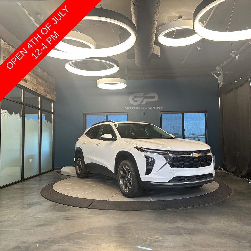 2024 Chevrolet Trax LT