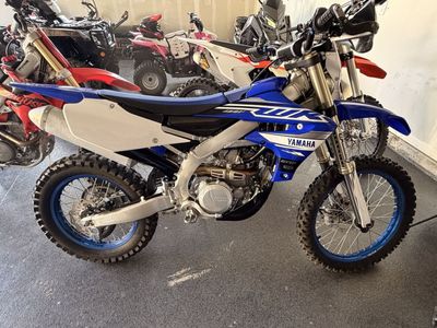 Very clean low hrs 2019 wr 450