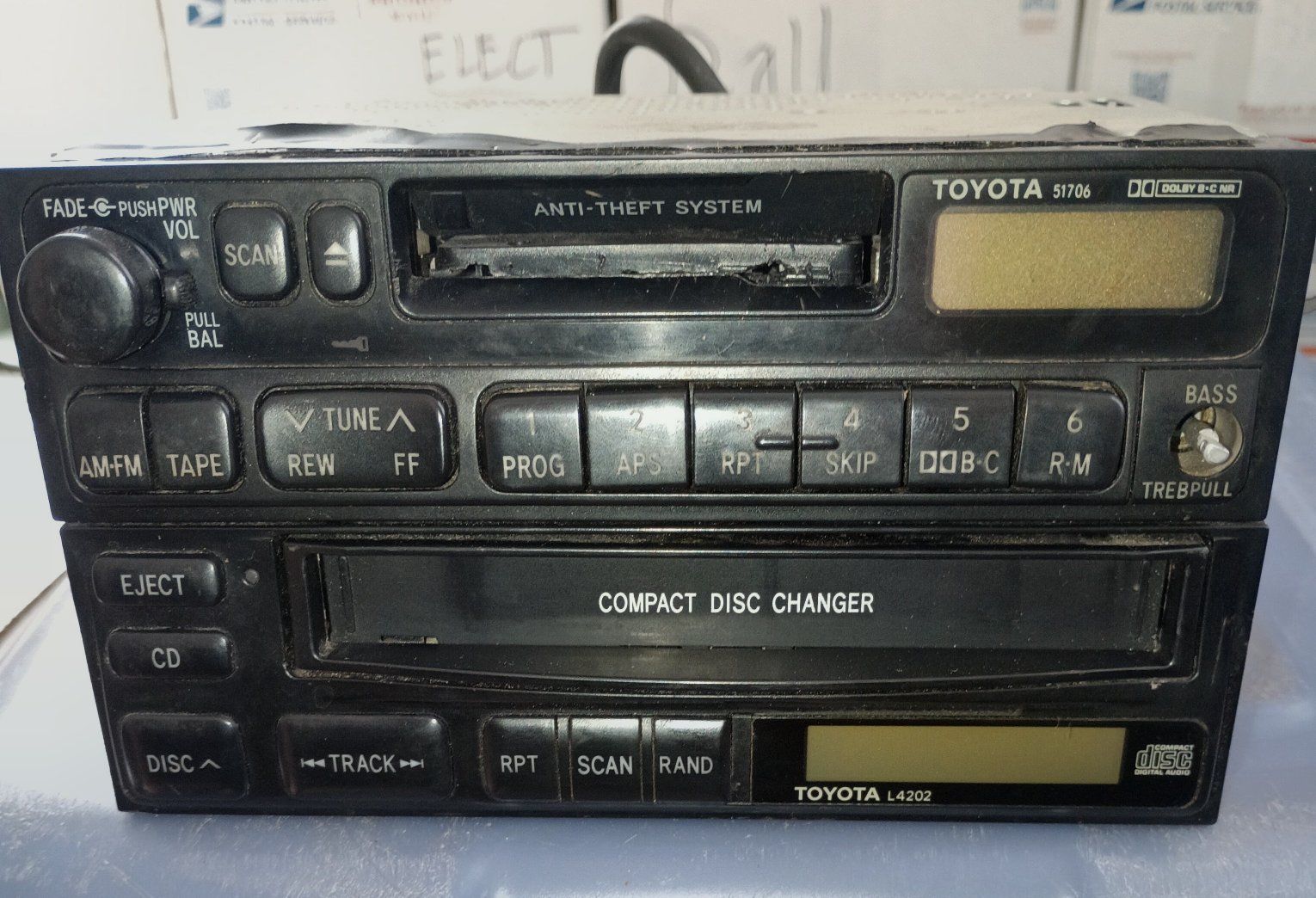 OEM Toyota Tape Deck & CD Player Stack – Fits 90s Camry, 4Runner, Supra