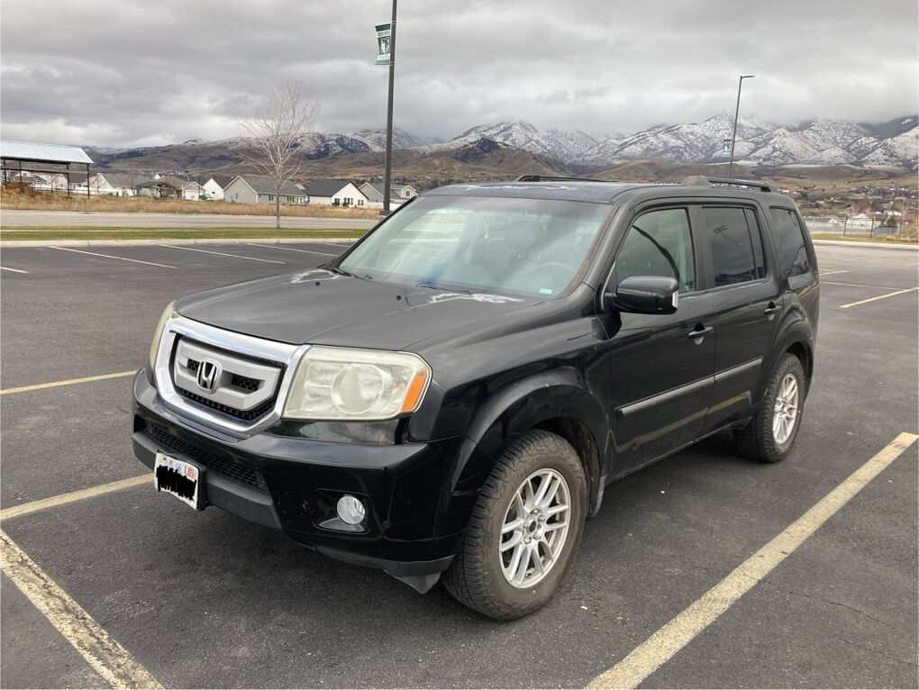 2010 HONDA PILOT Touring 8-Passenger