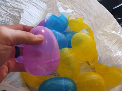 16 large Easter eggs