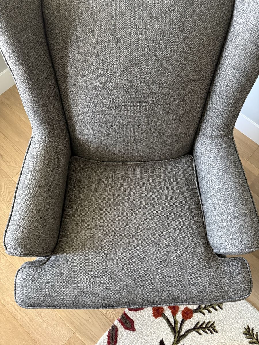 Main image 10