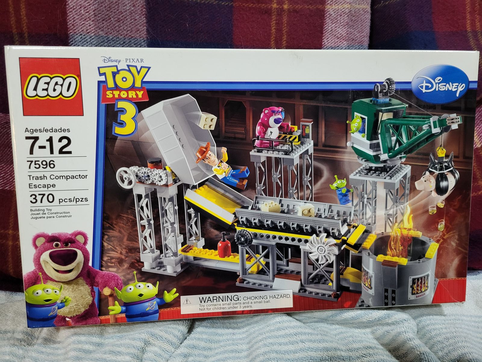 LEGO TOY STORY TRASH COMPACTOR ESCAPE  2010 ISSUE