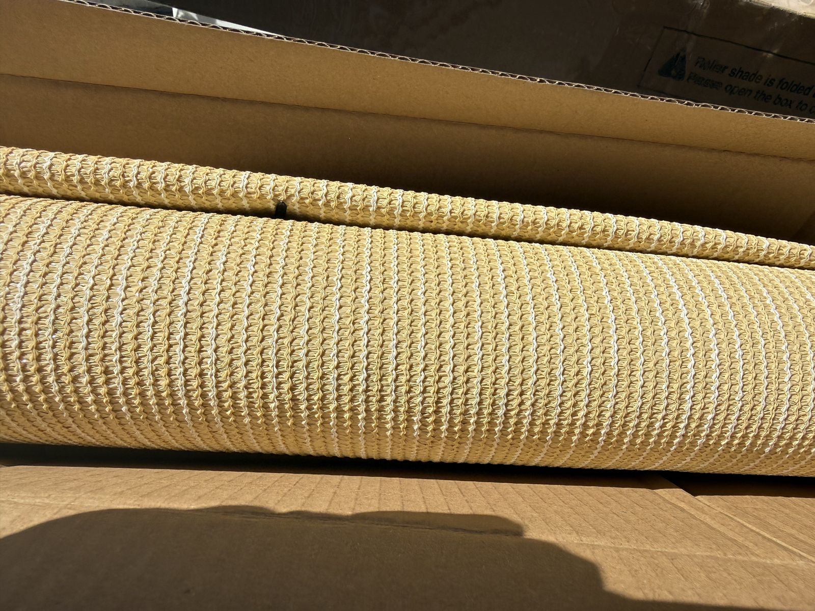 Foldable patio shades