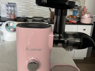 Pink AOBSI Juicer