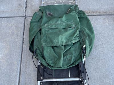 Vintage External Frame Backpack with Aluminum Structure and Green Pack