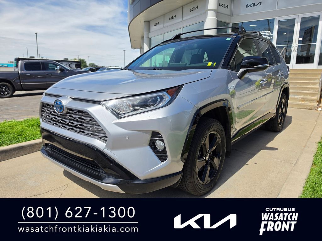 2020 Toyota RAV4 XSE