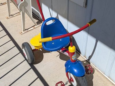 Trike thing with handle