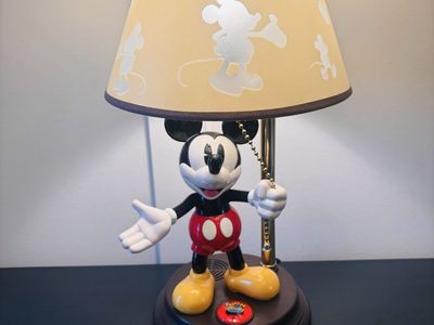 Vintage Disney Mickey Mouse Toon Disney Channel Figural Table Lamp with Shade