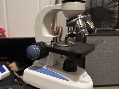 AmScope Compound Microscope with WF25X Eyepiece and Multiple Objective Lenses