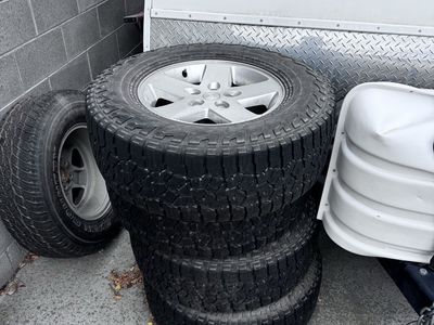 Jeep wheels and tires