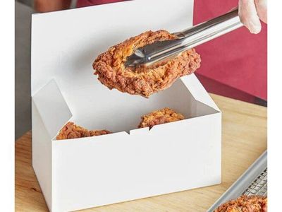 Choice 9"x5"x3" White Tuck Top Paper Lunch/Chicken Boxes 250/Case
