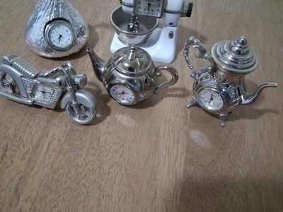 Clocks Minature
