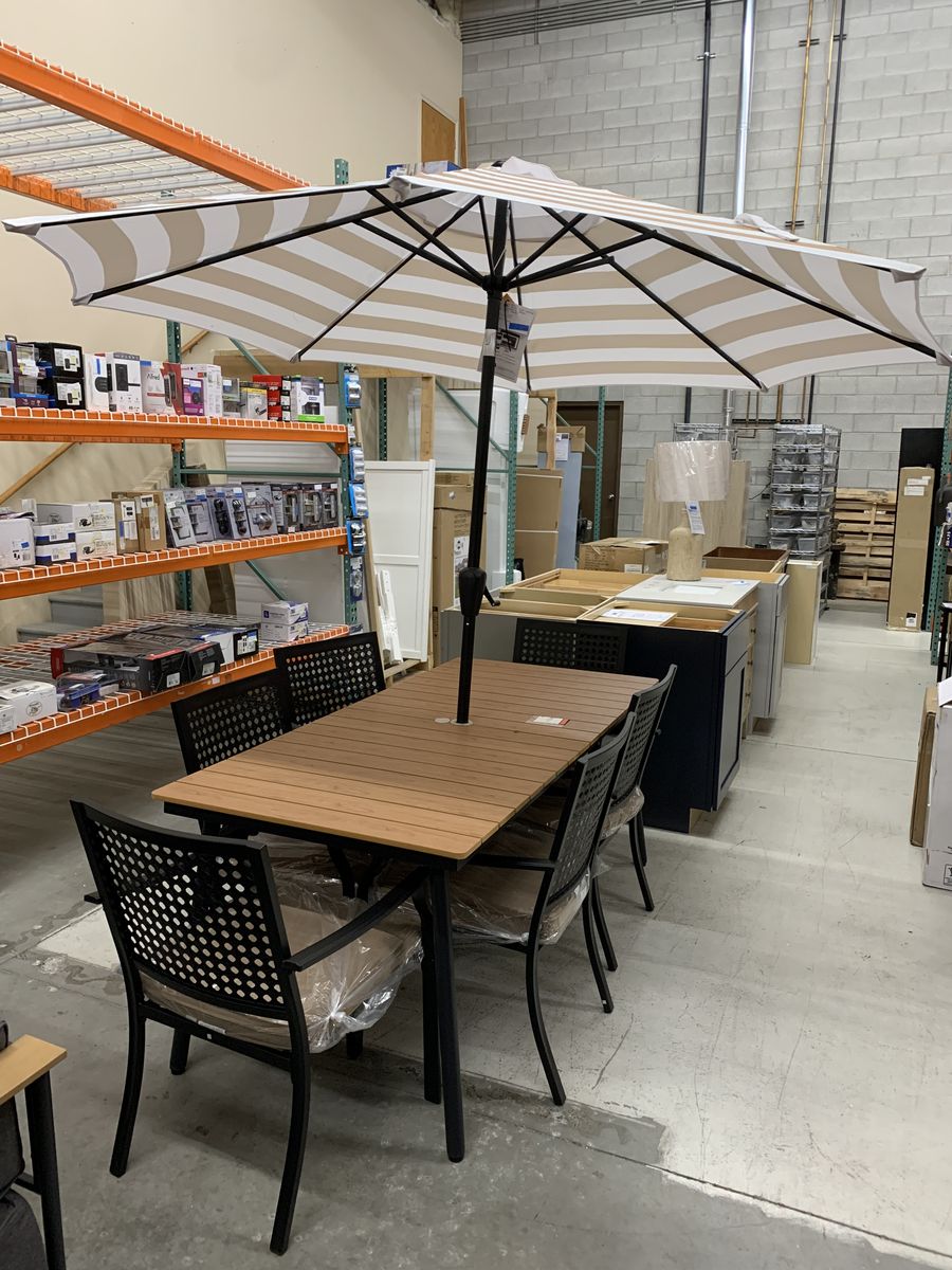 Pellebant 70 in. Aluminum Brown dining table with 6 metal chairs