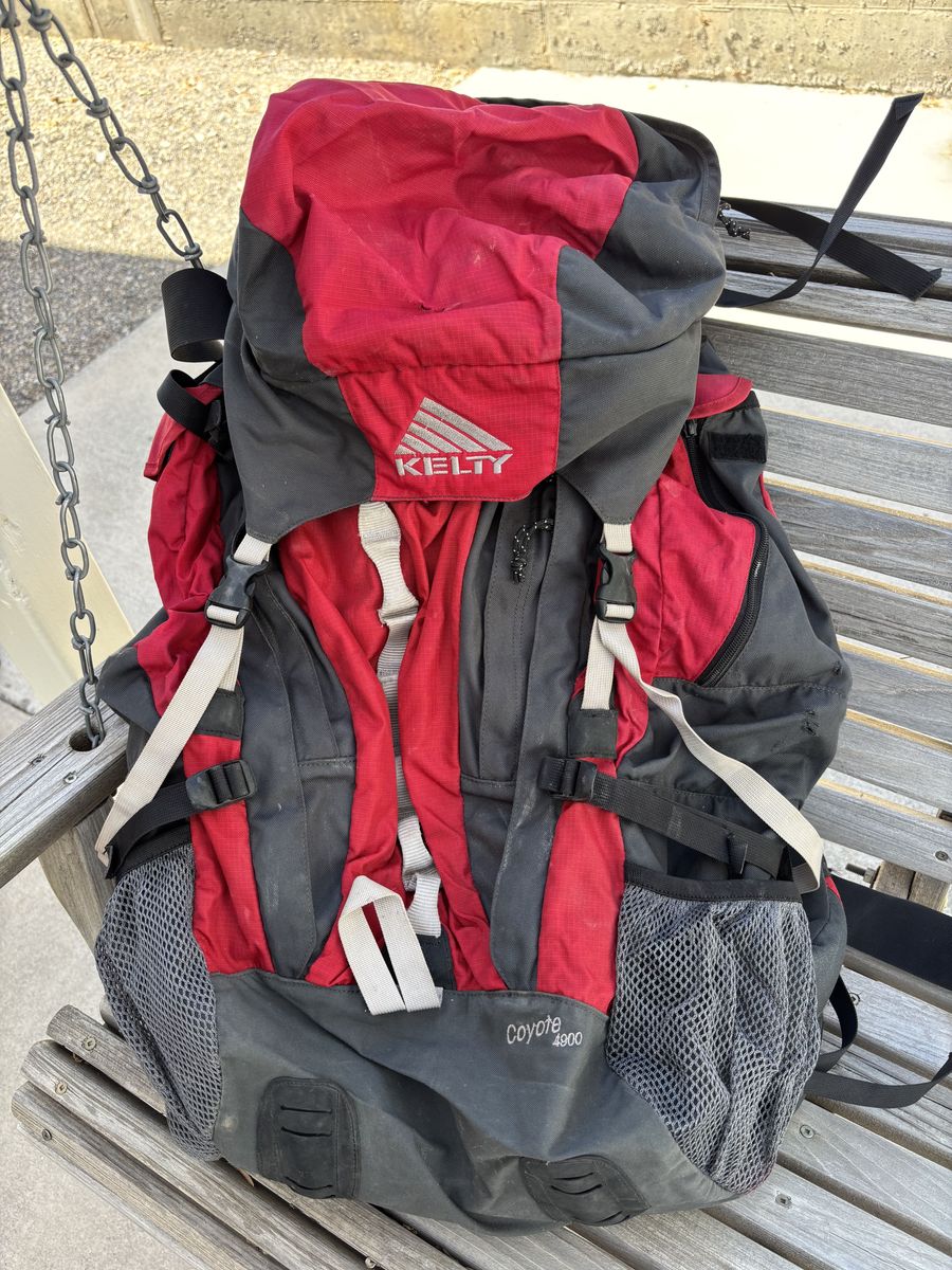 Kelty Internal Frame Men's Backpack