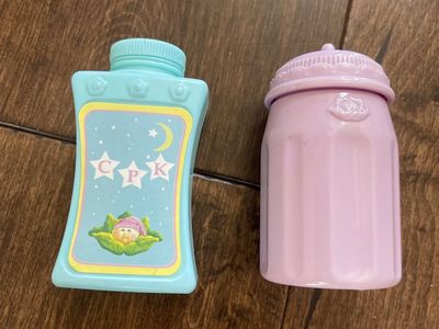 Cabbage Patch Kids CPK Pink Doll Bottle & Blue Powder 2004