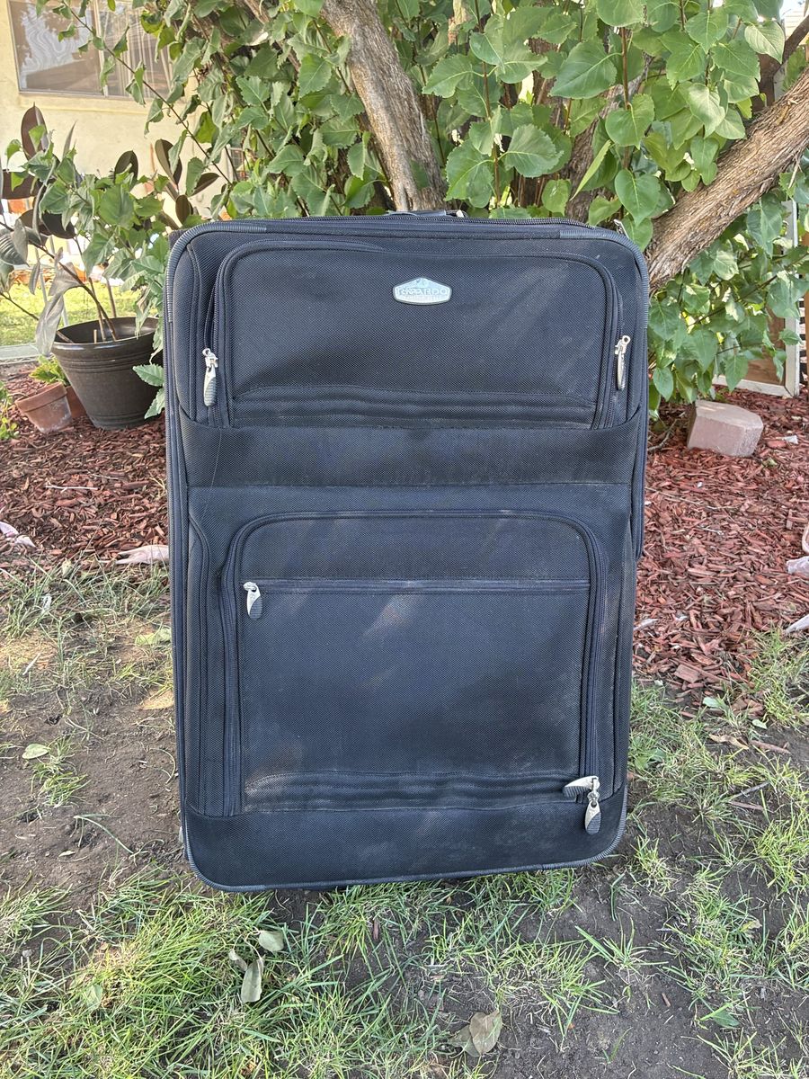 Rolling luggage