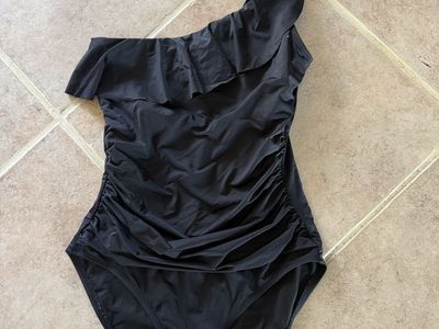 Swimsuit black Hilor brand size 12 one shoulder