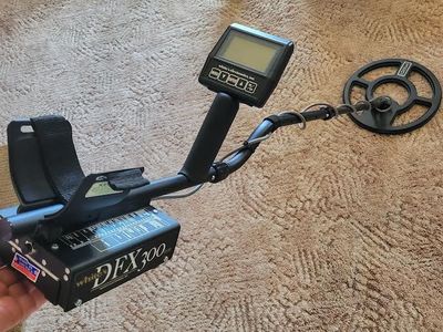 Whites DFX 300 Metal detector