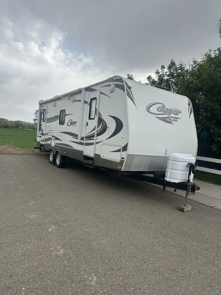 Keystone Cougar 1/2 Ton Polar Series