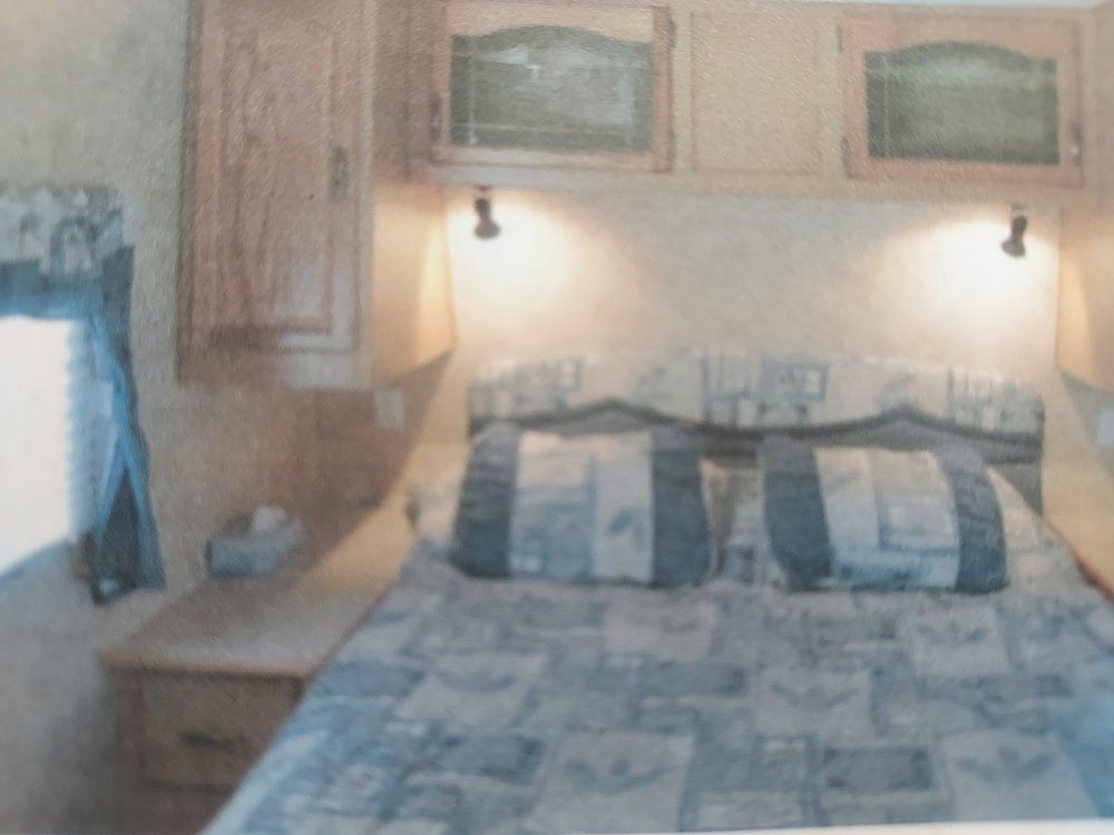 Main image 6