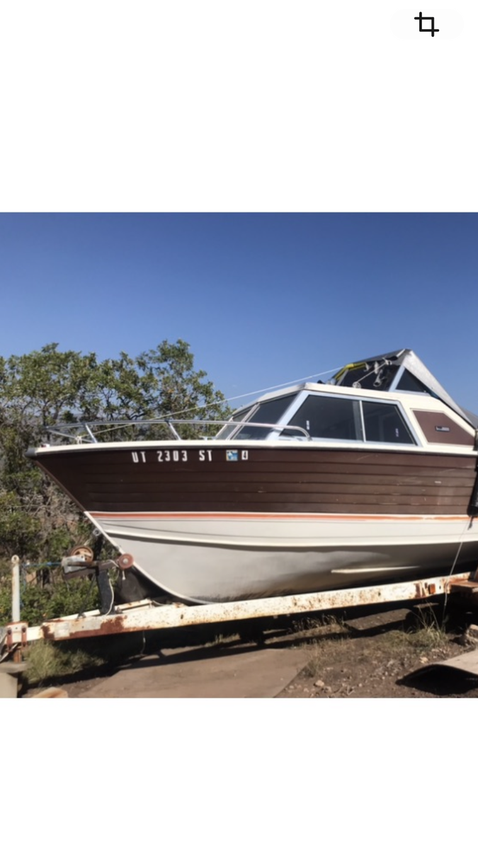 19’ Crestliner Nordic  boat 1979 aluminum