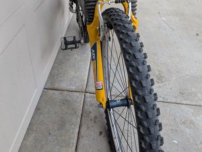 Trek VRX 300. Rock Shox, 27 spds, size S