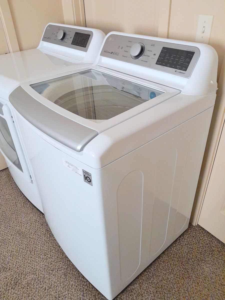 LG Smart Washer (5.0 cu. ft.)