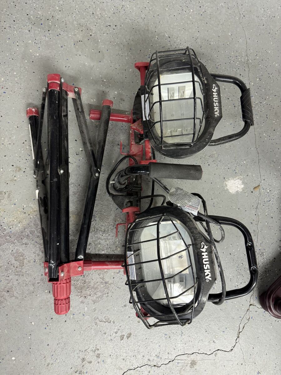 Husky Work Light W/ Stand