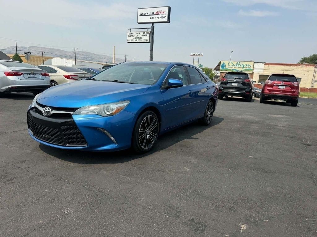 2016 Toyota Camry Special Edition