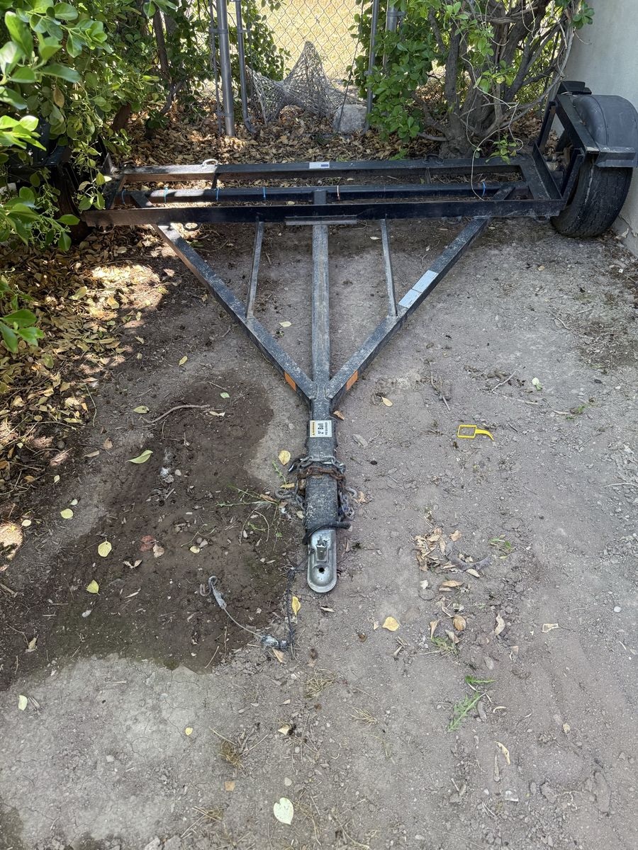 Tow Dolly