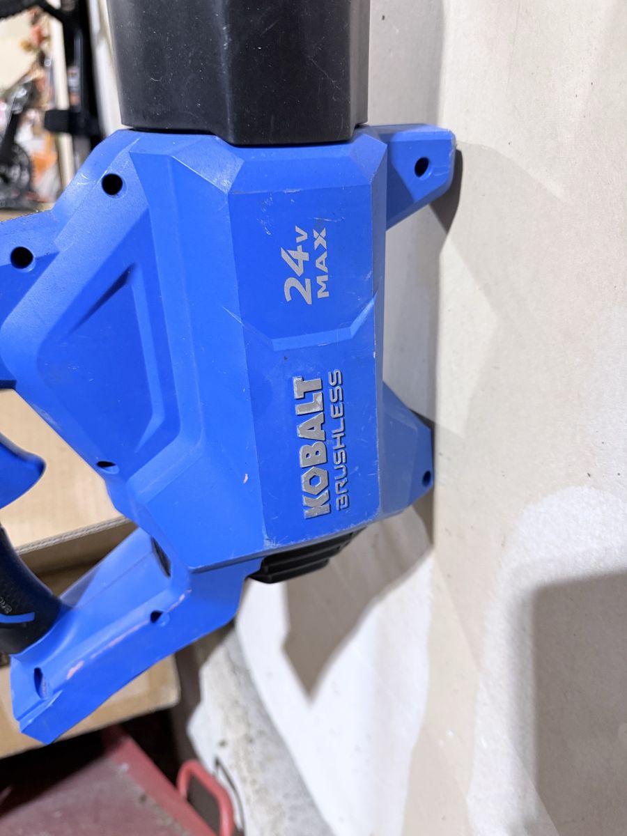Kobalt 24V Max Brushless Leaf Blower 500 CFM 120 MPH - Tool Only