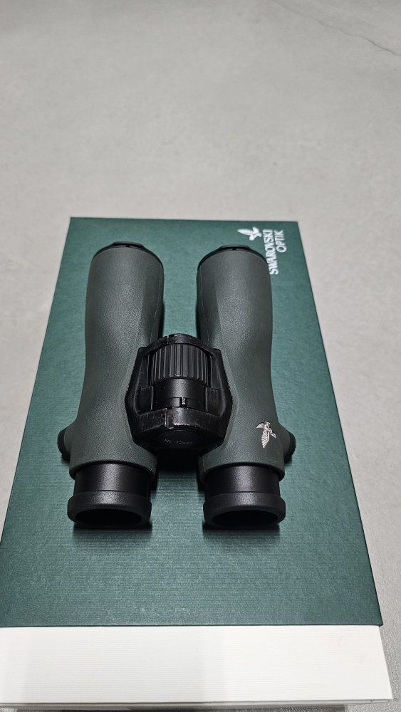 Swarovski Optik NL Pure 12x42 Binoculars - Green, Like New, Made in Austria