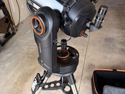 Celestron NexStar Evolution 8 Bundle + StarSense Autoguider