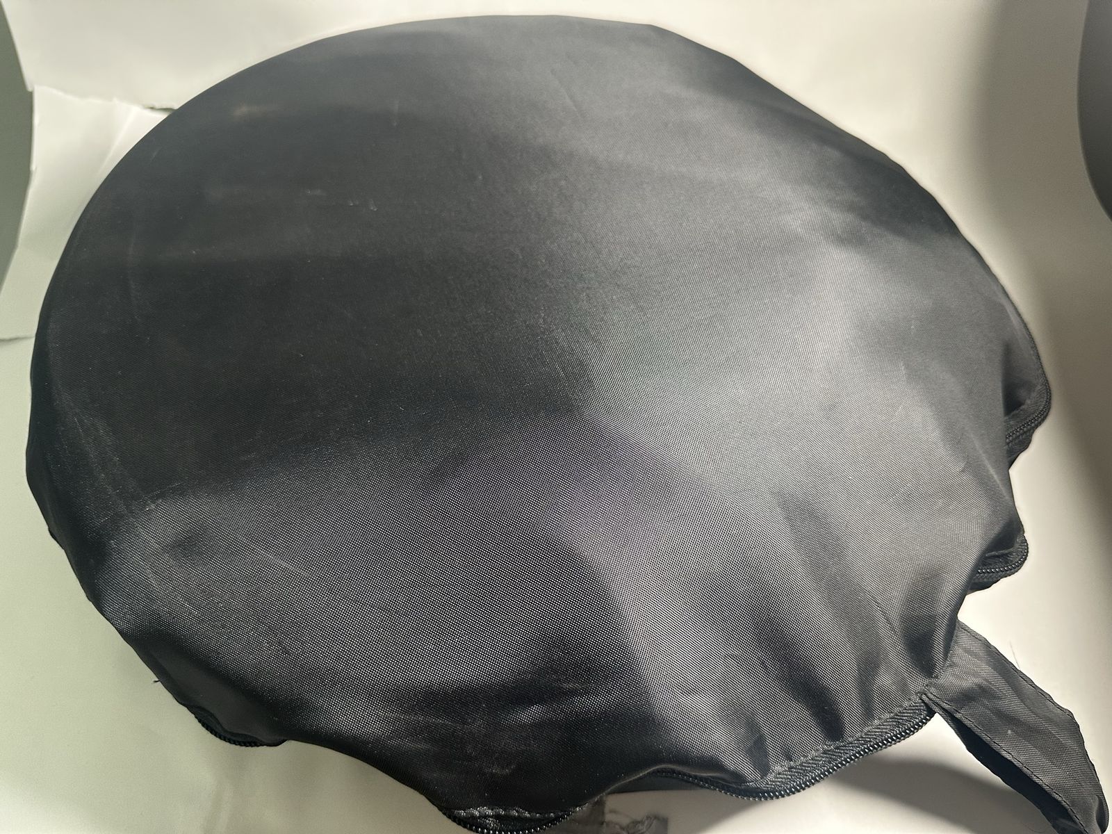 Main image 4
