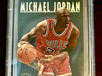 Beckett 1993-94 Skybox Premium Michael Jordan CS1 Center Stage NM-MT+ 8.5 Graded Card
