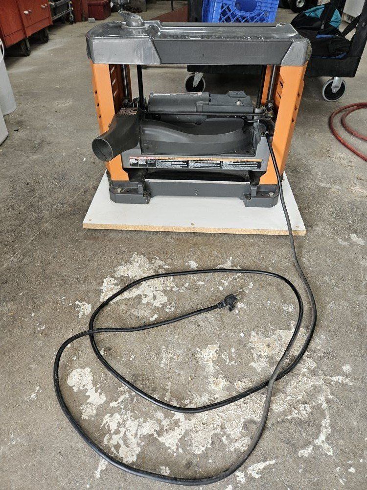 Main image 8