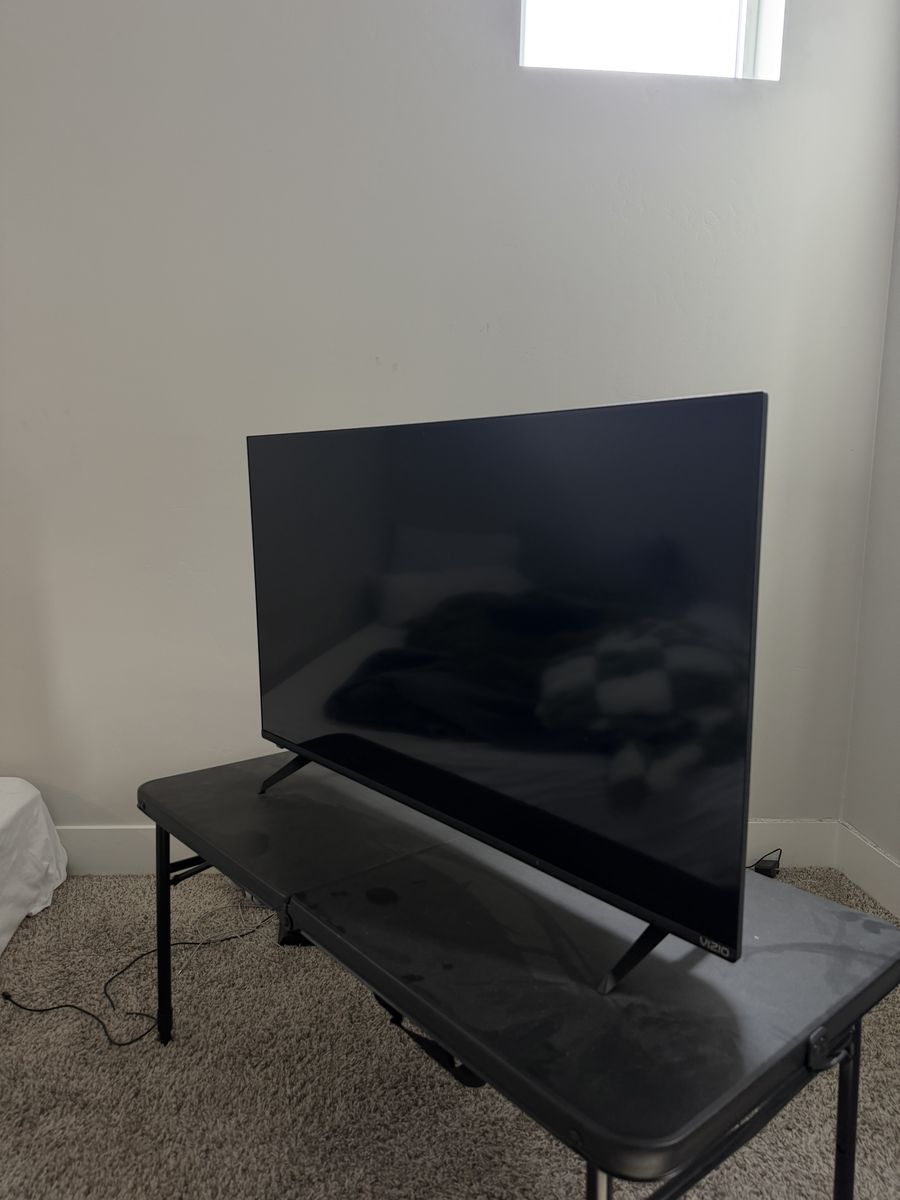 VIZIO TV