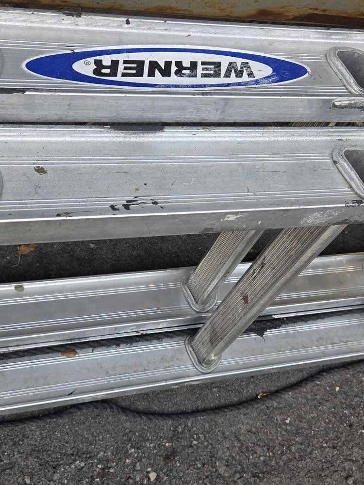 Warner 20 foot extension ladder