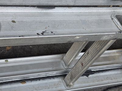 Warner 20 foot extension ladder