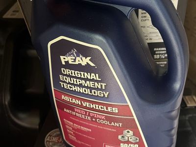 PEAK Original Equipment Technology Red/Pink 50/50 Prediluted Antifreeze + Coolant for Asian Vehicles 2 1/2 Gal