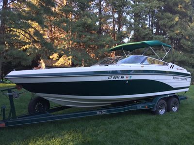 24’ Celebrity Mercruiser 350hp Boat