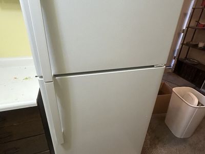 GE fridge $50