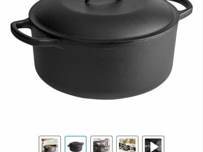 Valor 9 Qt. Pre-Seasoned Cast Iron Dutch Oven